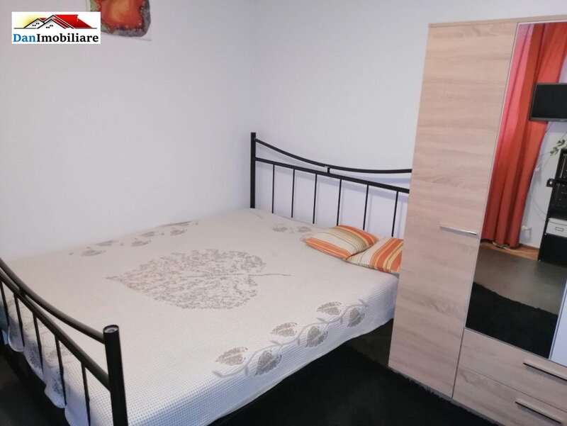 Piata Romana Apartament cu 2 camere,